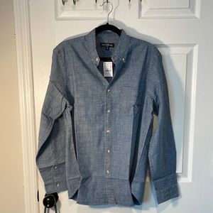 Long sleeve, great quality J crew shirt